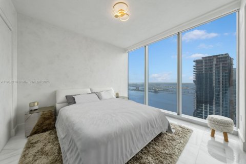 Condominio en venta en Miami, Florida, 4 dormitorios, 351.91 m2 № 2012597 - foto 30