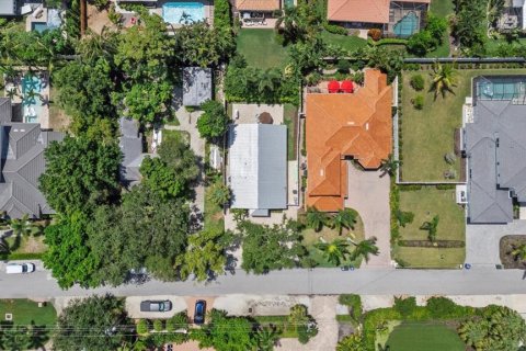 House in Sarasota, Florida 3 bedrooms, 162.39 sq.m. № 1884548 - photo 29