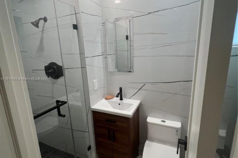 Купить виллу или дом в Вест-Парк, Флорида 3 спальни, 97.55м2, № 1971880 - фото 16