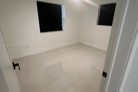 Купить виллу или дом в Вест-Парк, Флорида 3 спальни, 97.55м2, № 1971880 - фото 11