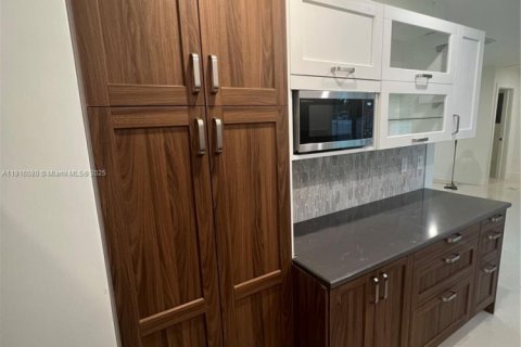 Купить виллу или дом в Вест-Парк, Флорида 3 спальни, 97.55м2, № 1971880 - фото 7