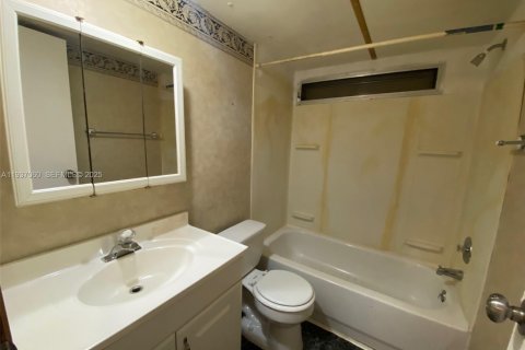 Apartment in Boca Raton, Florida 2 bedrooms, 85.84 sq.m. № 1994905 - photo 12