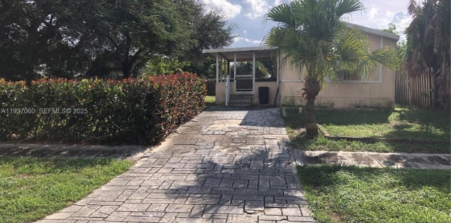 Apartment in Boca Raton, Florida 2 bedrooms, 85.84 sq.m. № 1994905