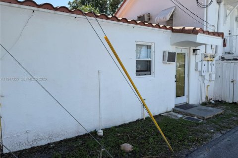 Apartment in Hollywood, Florida 119.94 sq.m. № 2003400 - photo 8