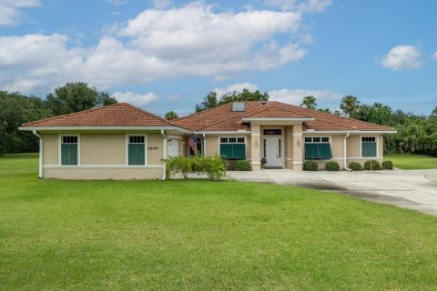 Casa en venta en Titusville, Florida, 3 dormitorios, 257.53 m2 № 1914289 - foto 1