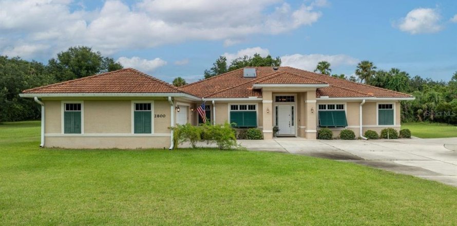 Villa ou maison à Titusville, Floride 3 chambres, 257.53 m2 № 1914289
