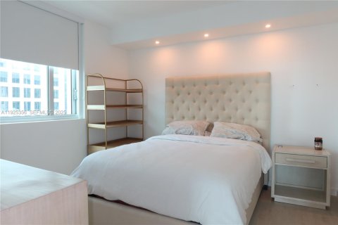 Copropriété à louer à Miami, Floride: 2 chambres, 106.47 m2 № 1983891 - photo 16