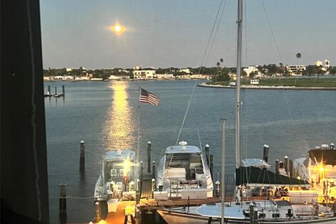 Copropriété à vendre à Treasure Island, Floride: 2 chambres, 102.19 m2 № 2399477 - photo 30
