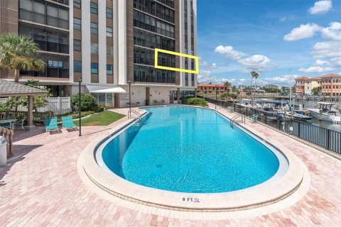 Copropriété à vendre à Treasure Island, Floride: 2 chambres, 102.19 m2 № 2399477 - photo 4