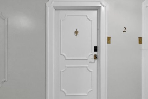 Copropriété à vendre à Treasure Island, Floride: 2 chambres, 102.19 m2 № 2399477 - photo 5