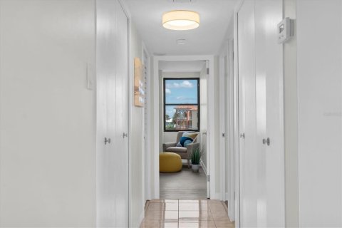Copropriété à vendre à Treasure Island, Floride: 2 chambres, 102.19 m2 № 2399477 - photo 26