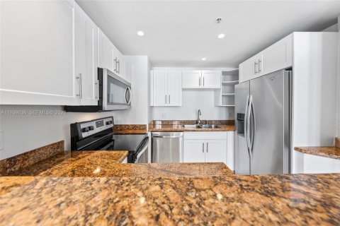 Copropriété à vendre à Coral Gables, Floride: 2 chambres, 86.58 m2 № 1996768 - photo 17