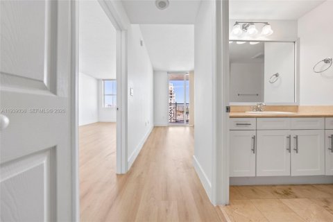 Copropriété à vendre à Coral Gables, Floride: 2 chambres, 86.58 m2 № 1996768 - photo 20