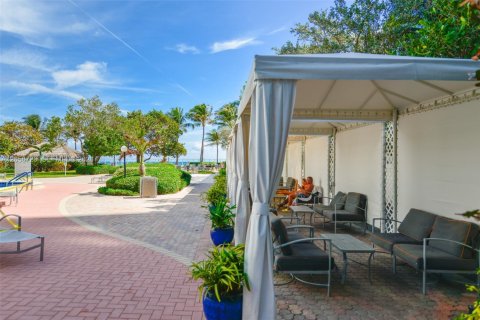 Copropriété à louer à Hollywood, Floride: 1 chambre, 84.63 m2 № 2168776 - photo 24