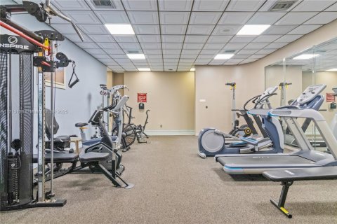 Condominio en venta en Pembroke Pines, Florida, 2 dormitorios № 1958163 - foto 14