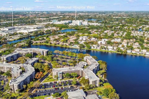 Condominio en venta en Pembroke Pines, Florida, 2 dormitorios № 1958163 - foto 8