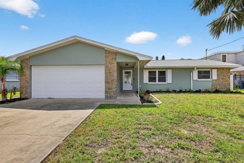 Casa en venta en Dunedin, Florida, 3 dormitorios, 129.97 m2 № 1810903 - foto 1