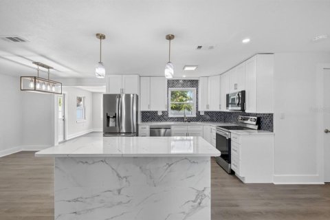 Casa en venta en Dunedin, Florida, 3 dormitorios, 129.97 m2 № 1810903 - foto 13