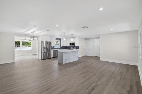 Casa en venta en Dunedin, Florida, 3 dormitorios, 129.97 m2 № 1810903 - foto 3