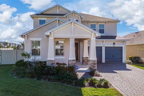 House in Clermont, Florida 5 bedrooms, 274.25 sq.m. № 1553567 - photo 1