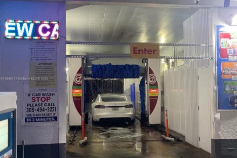 Immobilier commercial à Palm City, Floride № 1951238