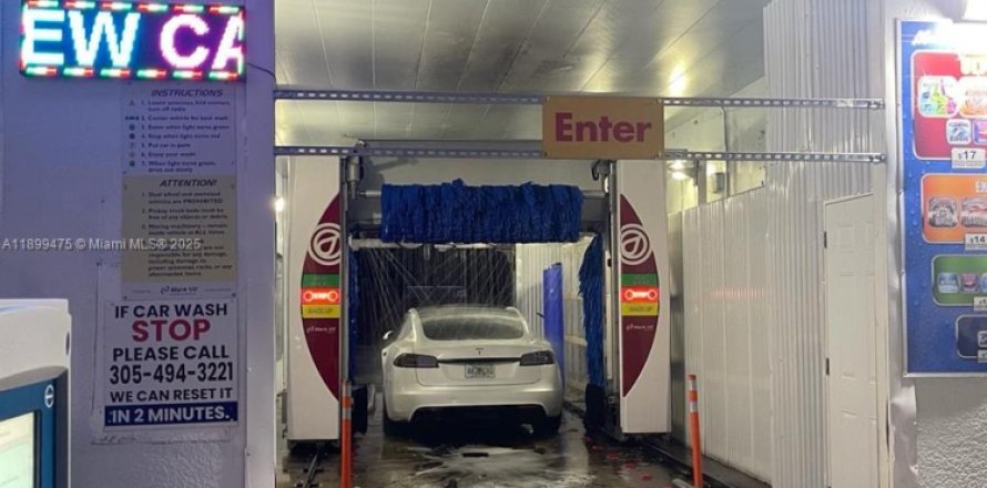 Immobilier commercial à Palm City, Floride № 1951238