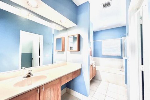 House in West Palm Beach, Florida 4 bedrooms, 232.07 sq.m. № 2187303 - photo 25