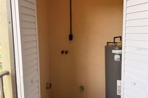 Condo in Nokomis, Florida, 2 bedrooms  № 2166301 - photo 19