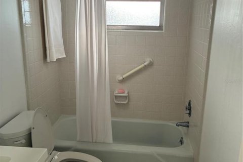 Condo in Nokomis, Florida, 2 bedrooms  № 2166301 - photo 8