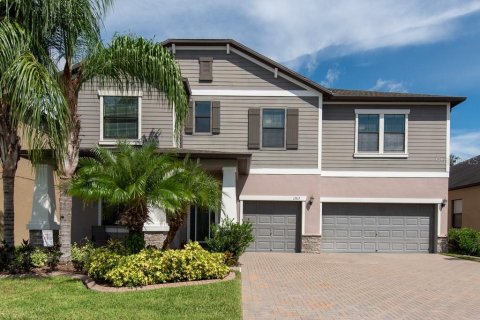 House in Riverview, Florida 5 bedrooms, 346.53 sq.m. № 1902385 - photo 1