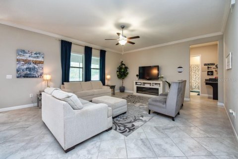 Villa ou maison à vendre à Riverview, Floride: 5 chambres, 346.53 m2 № 1902385 - photo 4