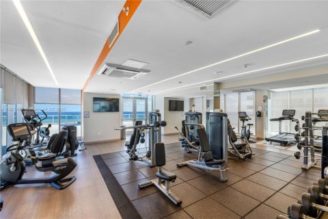 Condo in Bal Harbour, Florida, 4 bedrooms  № 2018898 - photo 6