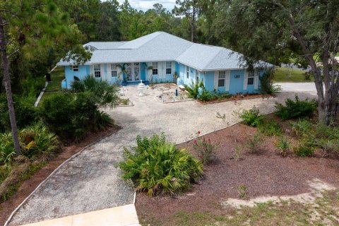 House in Beverly Hills, Florida 6 bedrooms, 289.95 sq.m. № 1894464 - photo 6