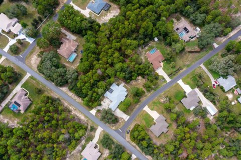 House in Beverly Hills, Florida 6 bedrooms, 289.95 sq.m. № 1894464 - photo 28