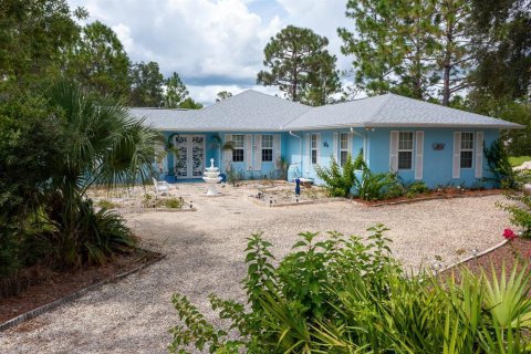 House in Beverly Hills, Florida 6 bedrooms, 289.95 sq.m. № 1894464 - photo 9