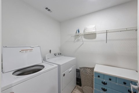 Duplex in Holmes Beach, Florida 2 bedrooms, 85.93 sq.m. № 1898662 - photo 16