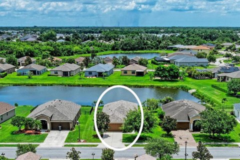 House in Parrish, Florida 3 bedrooms, 135.64 sq.m. № 2092364 - photo 3