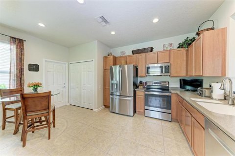 House in Parrish, Florida 3 bedrooms, 135.64 sq.m. № 2092364 - photo 15