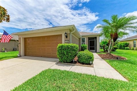 House in Parrish, Florida 3 bedrooms, 135.64 sq.m. № 2092364 - photo 4