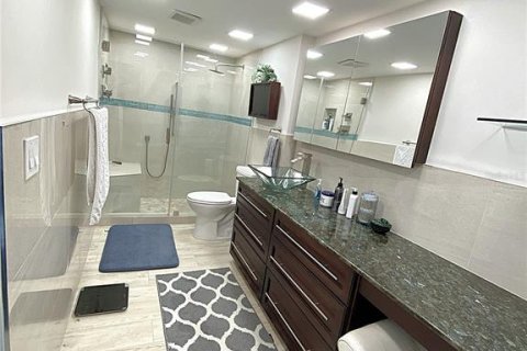 Condo in West Palm Beach, Florida, 2 bedrooms  № 1797823 - photo 17