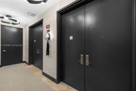 Купить кондоминиум в Майами-Бич, Флорида 3 спальни, 197.14м2, № 2007940 - фото 4