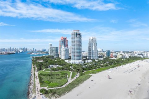 Купить кондоминиум в Майами-Бич, Флорида 3 спальни, 197.14м2, № 2007940 - фото 2