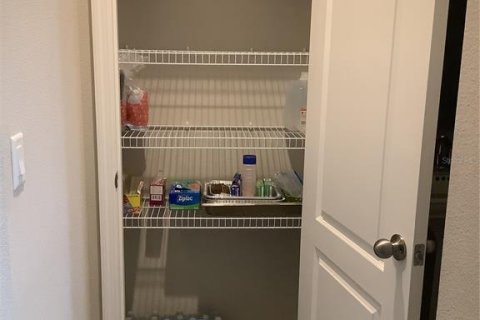 Adosado en venta en Orlando, Florida, 3 dormitorios, 155.61 m2 № 1823041 - foto 9