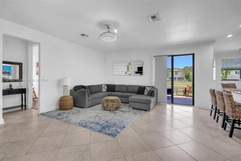 Villa ou maison à vendre à Greenacres, Floride: 4 chambres, 254.27 m2 № 1763064 - photo 8