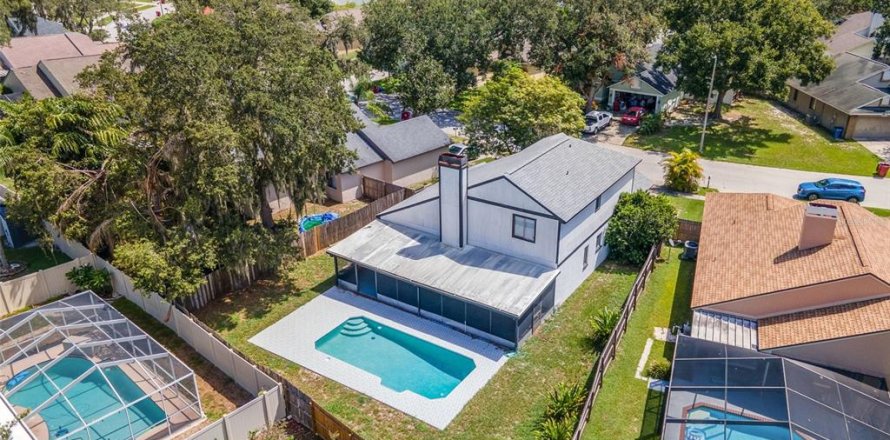 Casa en Plant City, Florida 3 dormitorios, 147.9 m2 № 1901403
