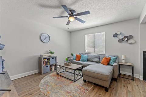 Casa en venta en Plant City, Florida, 3 dormitorios, 147.9 m2 № 1901403 - foto 20