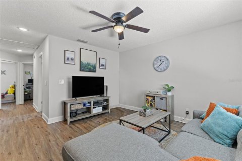 Casa en venta en Plant City, Florida, 3 dormitorios, 147.9 m2 № 1901403 - foto 22