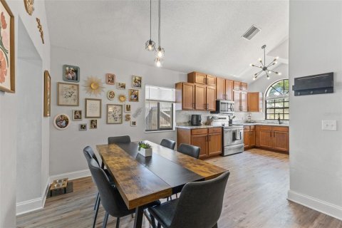 Casa en venta en Plant City, Florida, 3 dormitorios, 147.9 m2 № 1901403 - foto 19