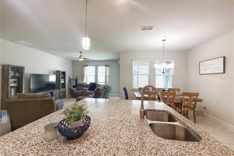 Casa en venta en Minneola, Florida, 4 dormitorios, 187.85 m2 № 1751565 - foto 2