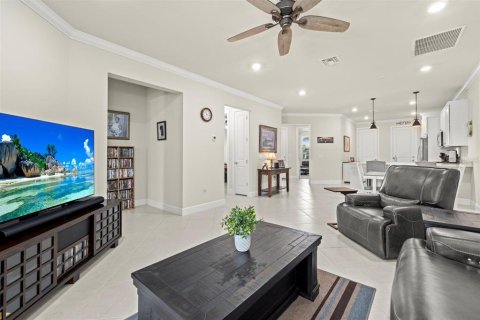 House in Bradenton, Florida 2 bedrooms, 135.45 sq.m. № 1718809 - photo 12